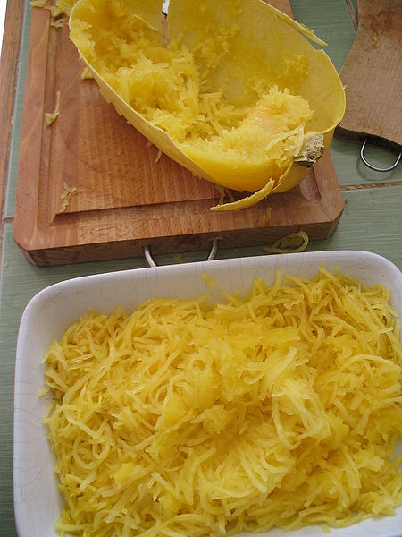 450px-Spaghetti_Squash_cooked_and_prepared_3.jpg