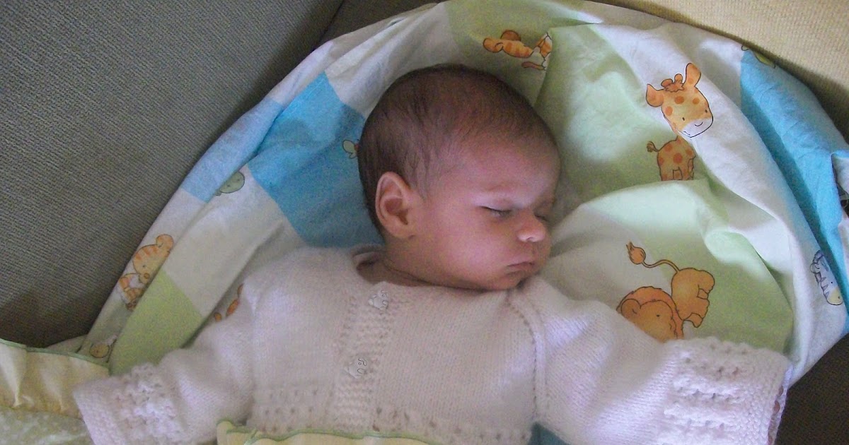 Aze Çınar�ın 2. ayına dair kısa kısa DeryAze Aze Çınar�ın 2. ayına dair kısa kısa DeryAze