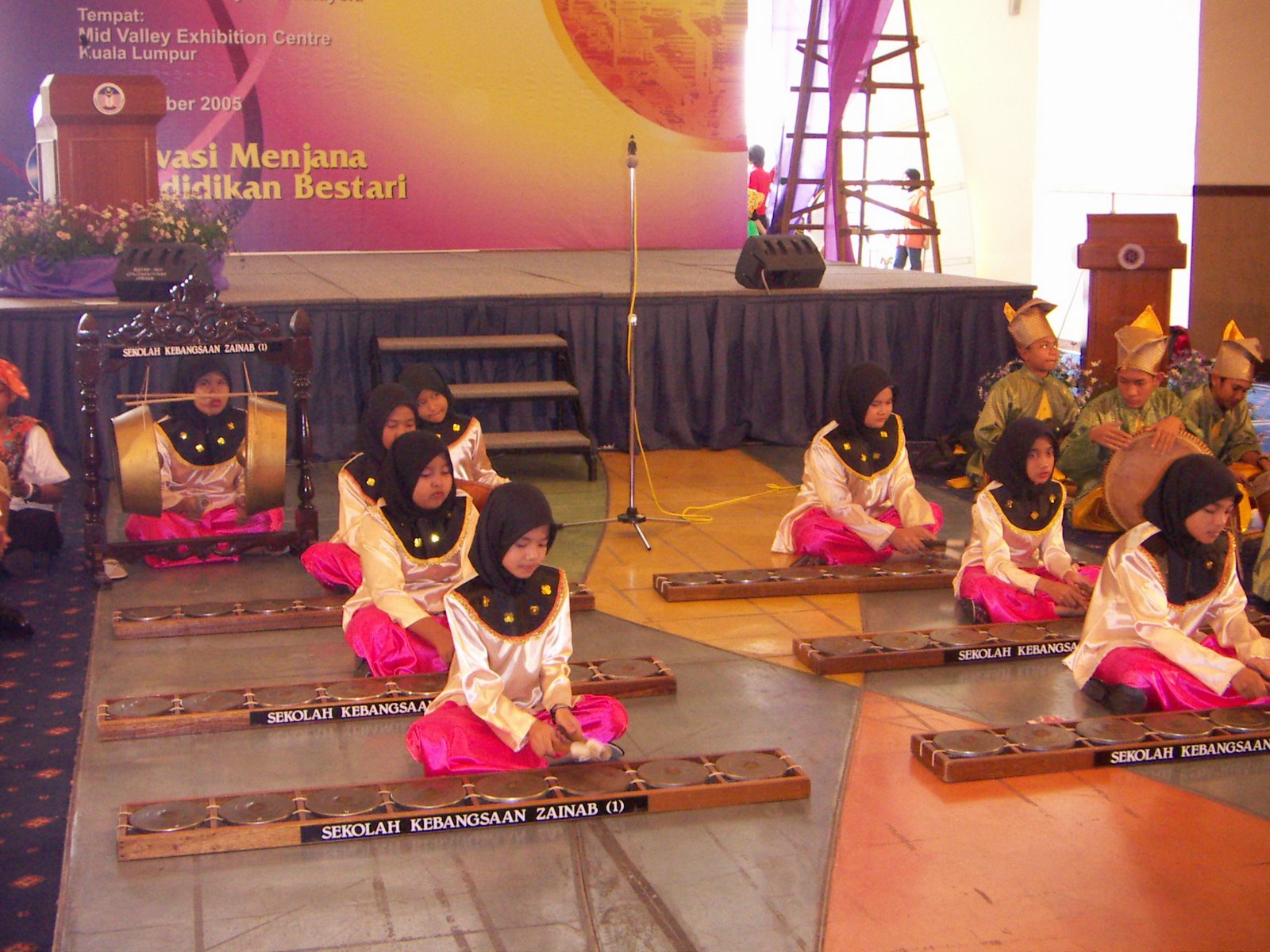 [PICT0025.JPG]