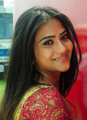 tollywood actress adithi sharma wallpaper photos