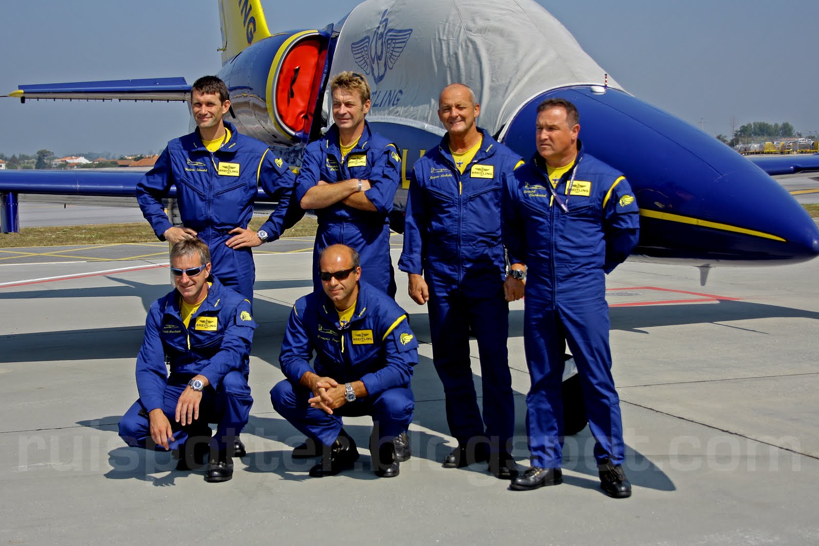 [Breitling+Pilot+Team.jpg]