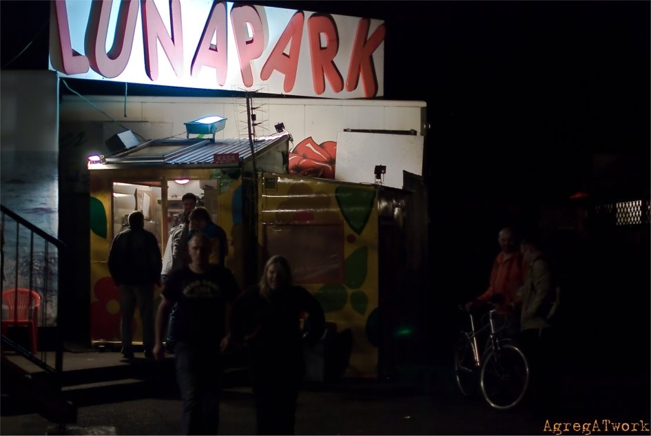 [Lunapark.jpg]