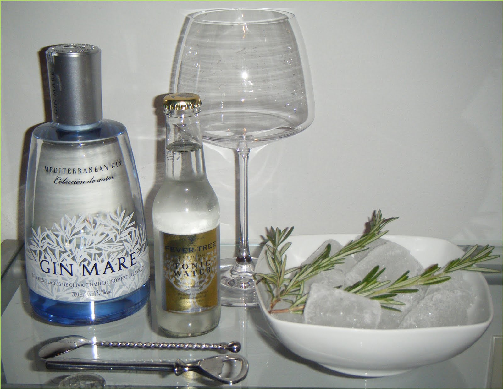 The Gin Blog Preparación. Gin Tonic perfecto Gin Mare