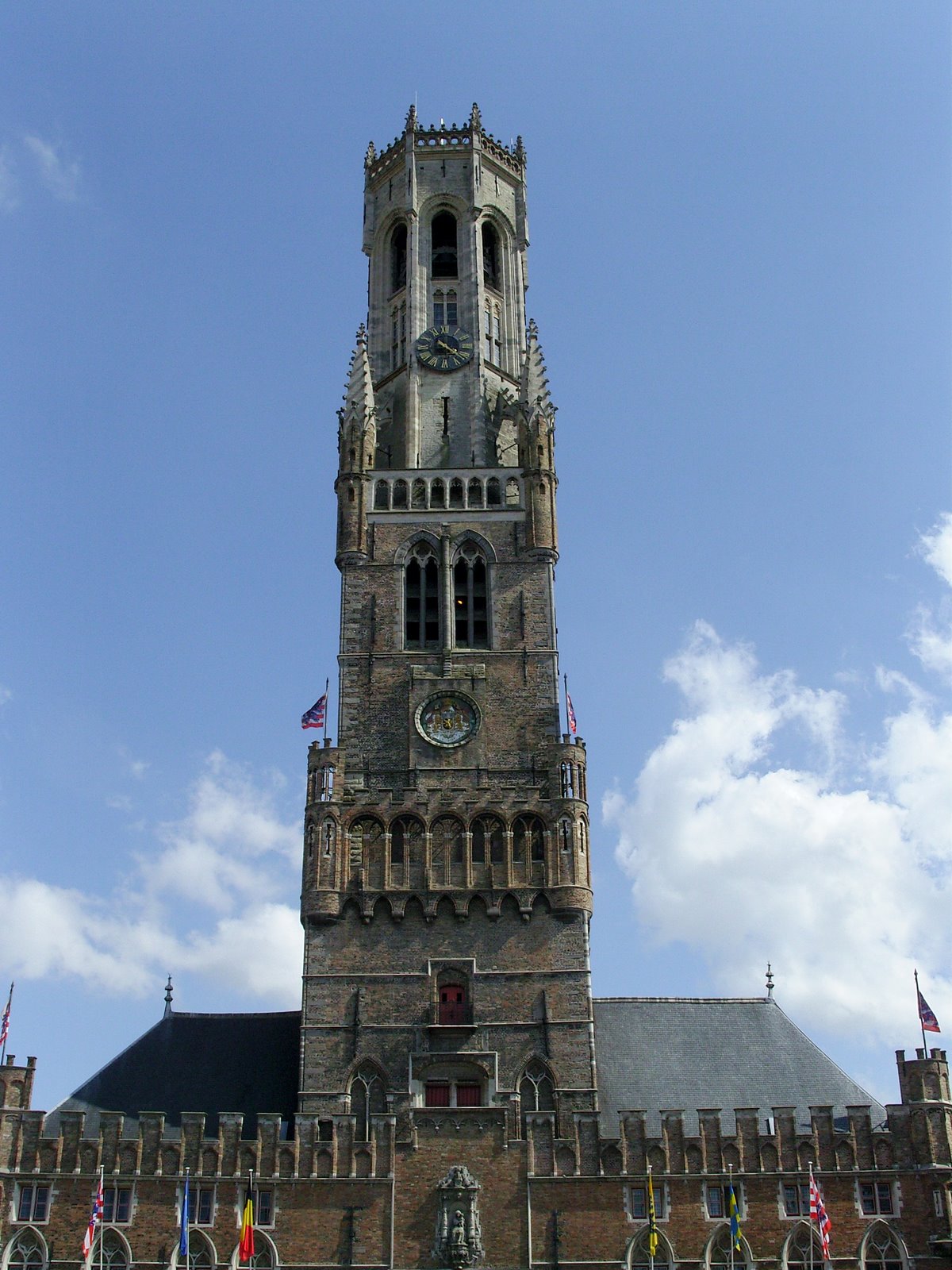 [SNB12302+Bruges+Bell+Tower+-Market+Square+-+town+ctr..JPG]