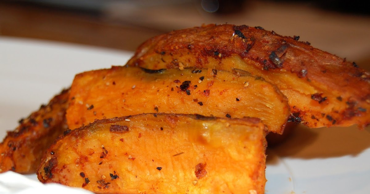 Meals at the Muirs Smoked Paprika Potato Wedges w/ Sour Cream Dip