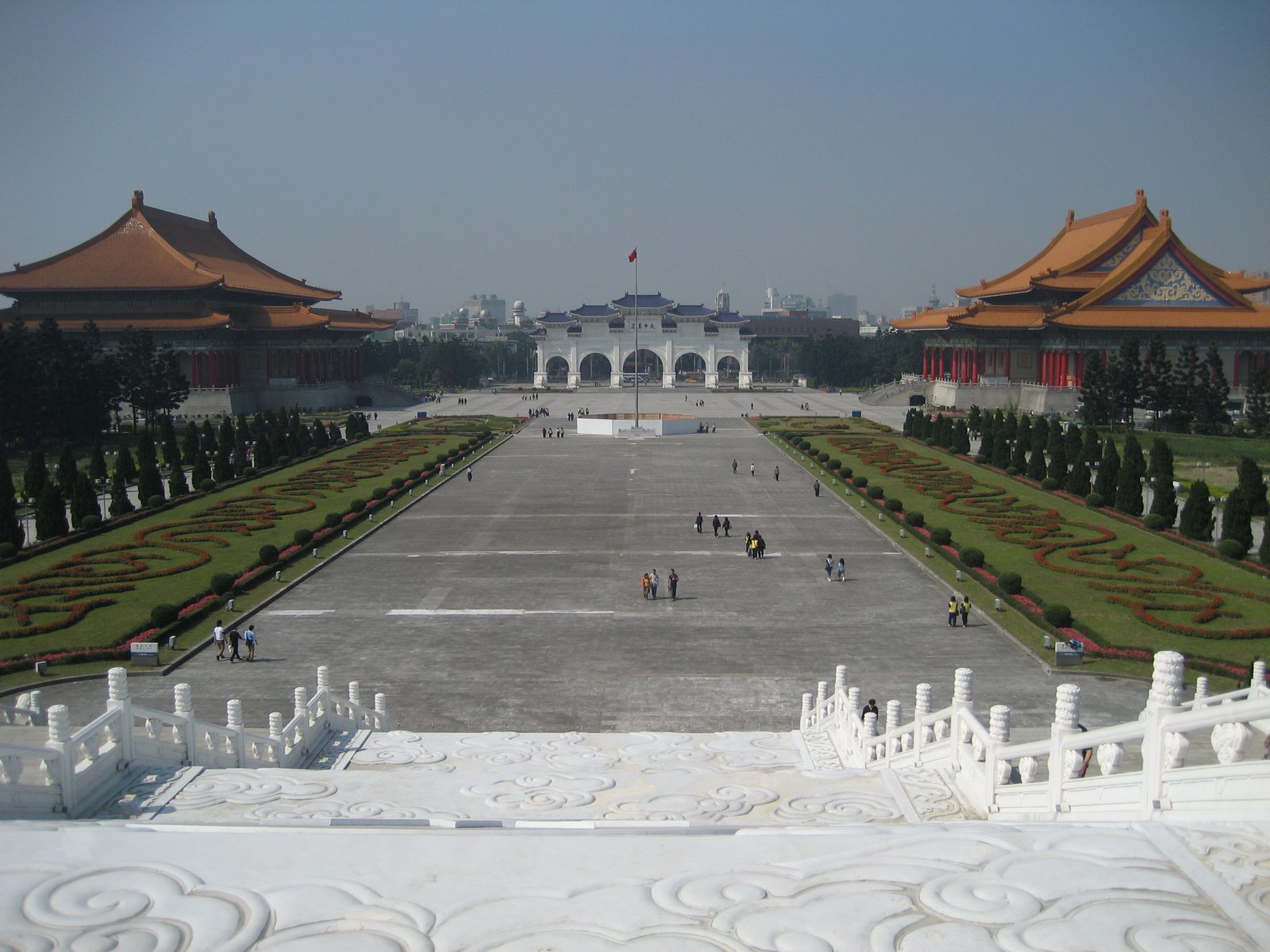 [IMG_0392.JPG]