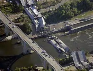 New 35W Bridge Nearing Completion in Minneapolis Minnesota