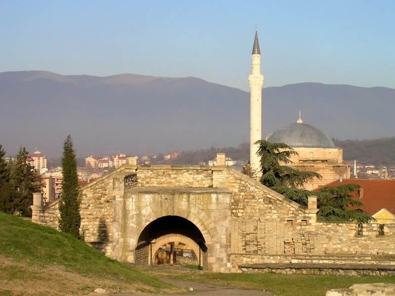mosque-skopje%5B1%5D.jpg