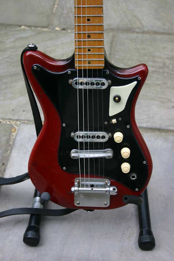 tempat pemesanan gitar akustik, elektrik, cello harga