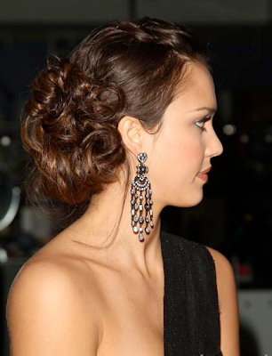 Jessica Stroup's messy updo