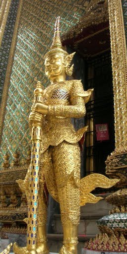 [royal+grand+palace4.bmp]