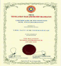 THE MALAYSIAN WOMEN ENTREPRENUER AWARD