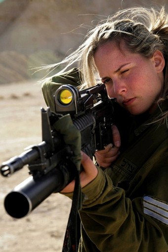 [Israeli+female+soldier-2.jpg]