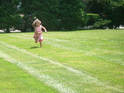 mimi lochak running garden natacha colmez sun grass lawn