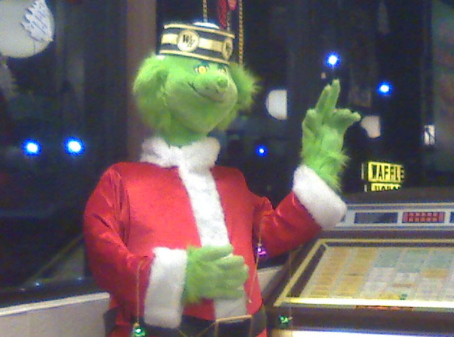 [grinch.jpg]