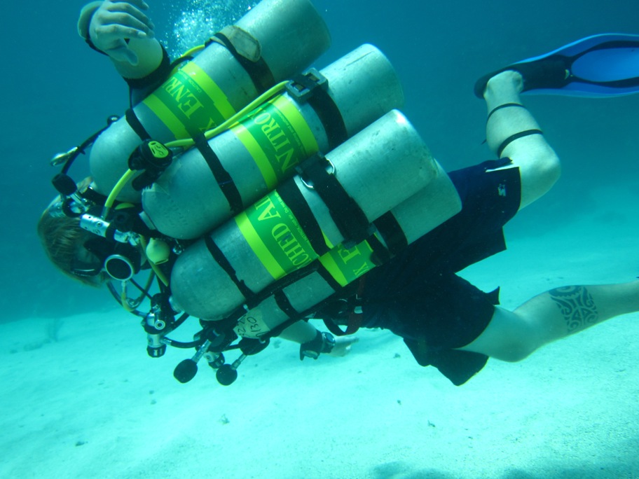 Utila Tec Diving Trimix dive training at Utila Dive Center