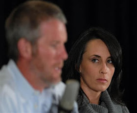 funny deanna favre, deanna favre stands by her man,brett