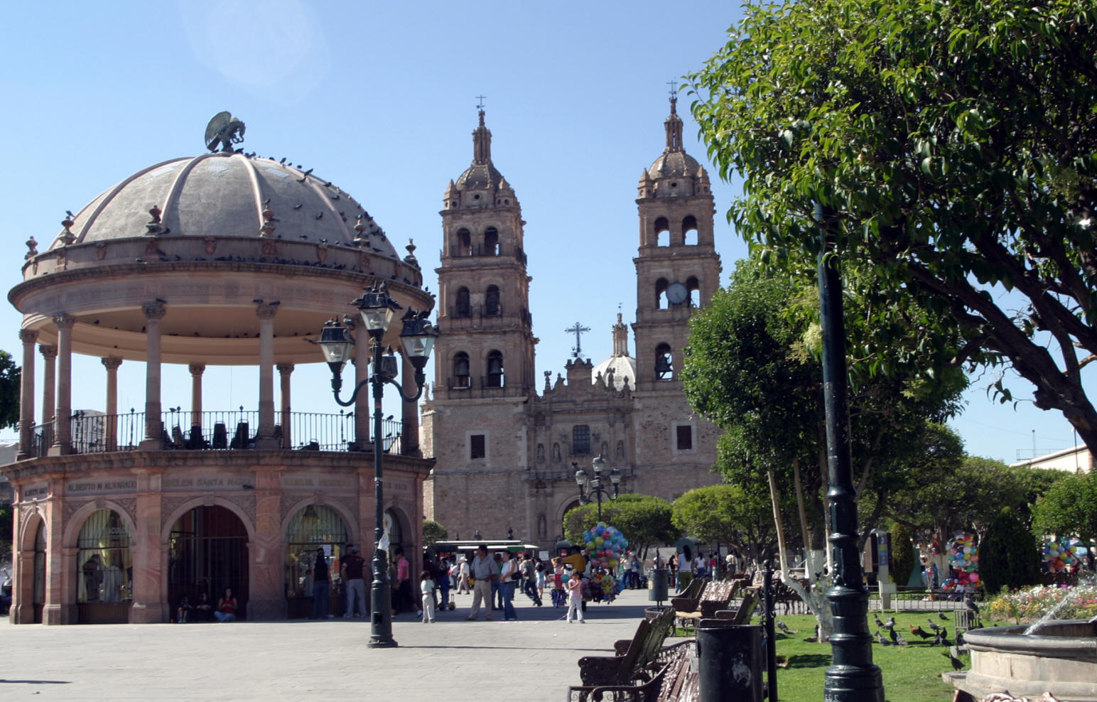 B.C.P. DGO. "LIC. JOSÉ IGNACIO GALLEGOS CABALLERO": BIBLIOTECA CENTRAL