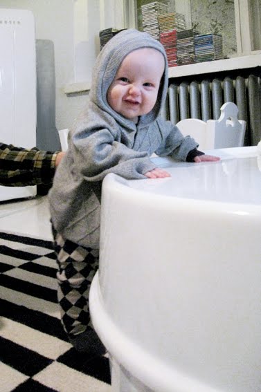 [noustaan+seisomaan.jpg]