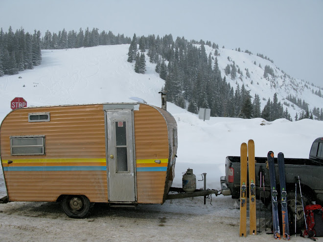 Trailer on Berthod pass