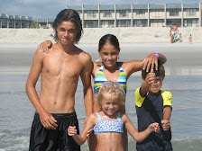 A Day At The Beach with Our 4 Children