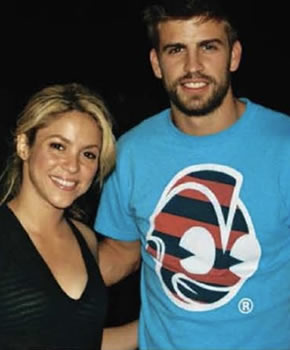 http://2.bp.blogspot.com/_9EVC1Jt2fJM/TTJ9HeW1PII/AAAAAAAAAR4/UAQR0onJkAM/s1600/shakira-y-pique.jpg