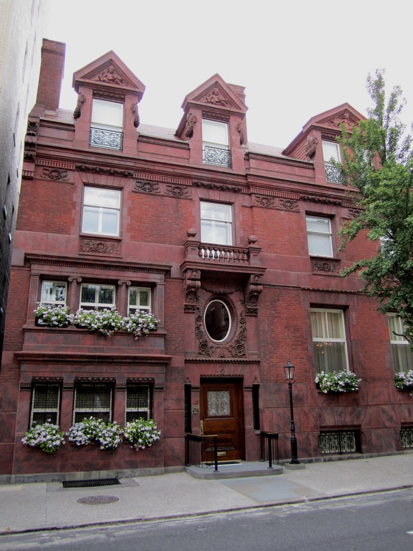 BIG OLD HOUSES A Philadelphia House, and a whimsical extra