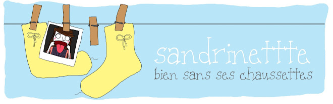 Sandrinettte bien dans ses chaussettes