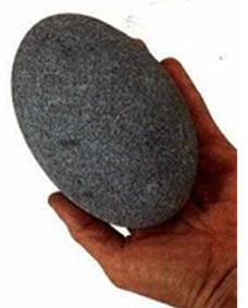 همسات فنية همسة فن الرسم على الأحجار