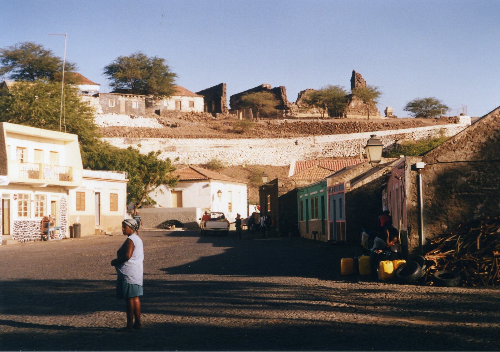 [File0374.jpg]