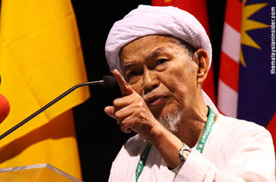 AlFatihah! Tok Guru Nik Aziz Pulang Ke Rahmatullah 
