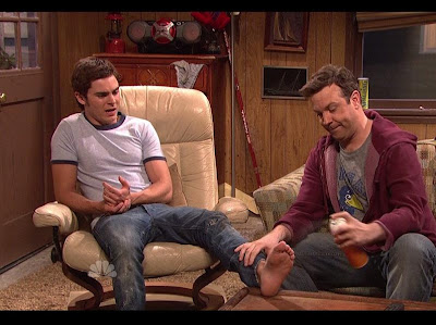 SNL Skit: Jason Sudeikis Eats