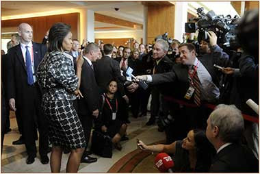 Michelle Obama con la pensa en Copenhague Michelle Obama with press in Copenhaghen