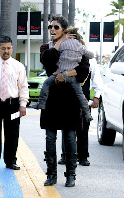 Halle Berry, Entertainment