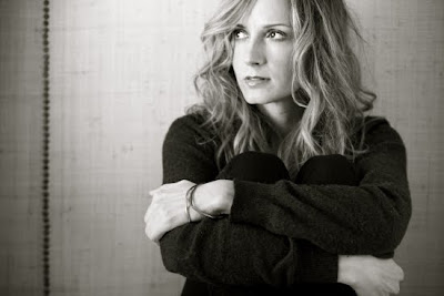 Country star Chely Wright announcing that she&rsquo;s GAY! - CELEB WALLPAPER