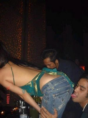 http://2.bp.blogspot.com/_9TJs-_3BlqY/R6QxDW_qM9I/AAAAAAAAAIM/b-PJN4x2O7o/s400/Ratu+Felisha2.jpg