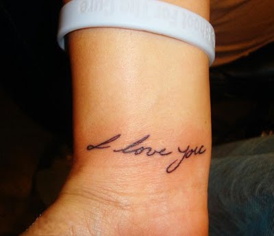 Khloe Kardashian wrist tattoo