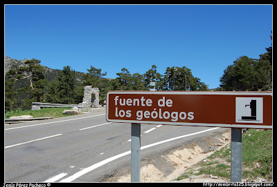 Fuente de los Geólogos de camino a Segovia por el Puerto de Navacerrada
