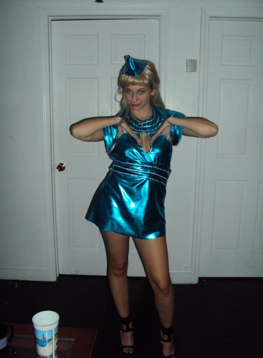 heartpinksky: Halloween How-To: Britney Spears in "Toxic"