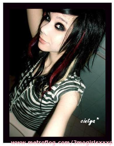 girly emo hairstyles with girl