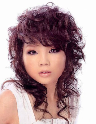 kawaii Asian Medium Curly