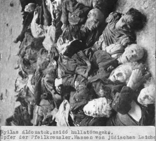 Pembantaian masal oleh hitler
