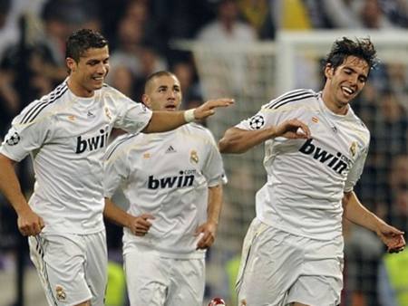 [ronaldo+kaka+benzema.JPG]
