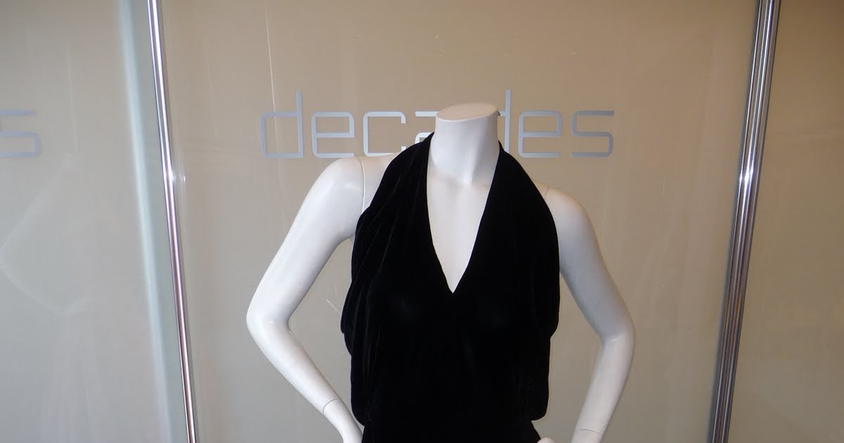 DECADES INC. VELVET IN THE SUMMER!