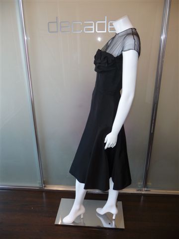 [paulien+trigere+black+satin+cocktail+dress+with+gathered+bust+and+organza+shoulder+c+60s+modern+size+6+(3).JPG]