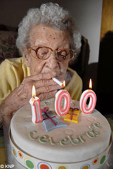 The image “http://2.bp.blogspot.com/_9gn6KLa5xtY/RtRewSfaG7I/AAAAAAAAAw0/FzKxUqp3C6A/s400/Smoker100YearsOld.jpg” cannot be displayed, because it contains errors.