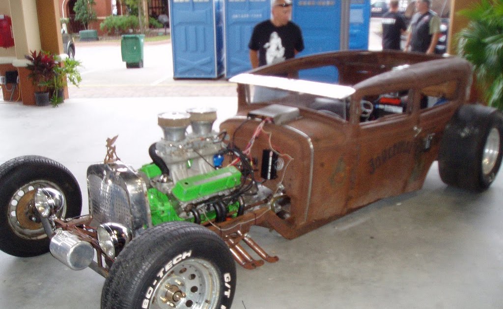 D&D Performance Motorcycle Exhaust Systems Rat Rods in Daytona Beach