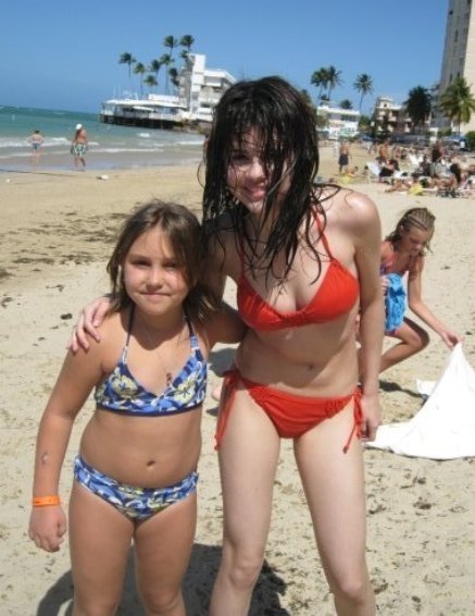 selena gomez hot wallpapers B. By sam_negi on February 22, 2011 at 5:12 pm selena gomez hot wallpapers B. By sam_negi on February 22, 2011 at 5:12 pm