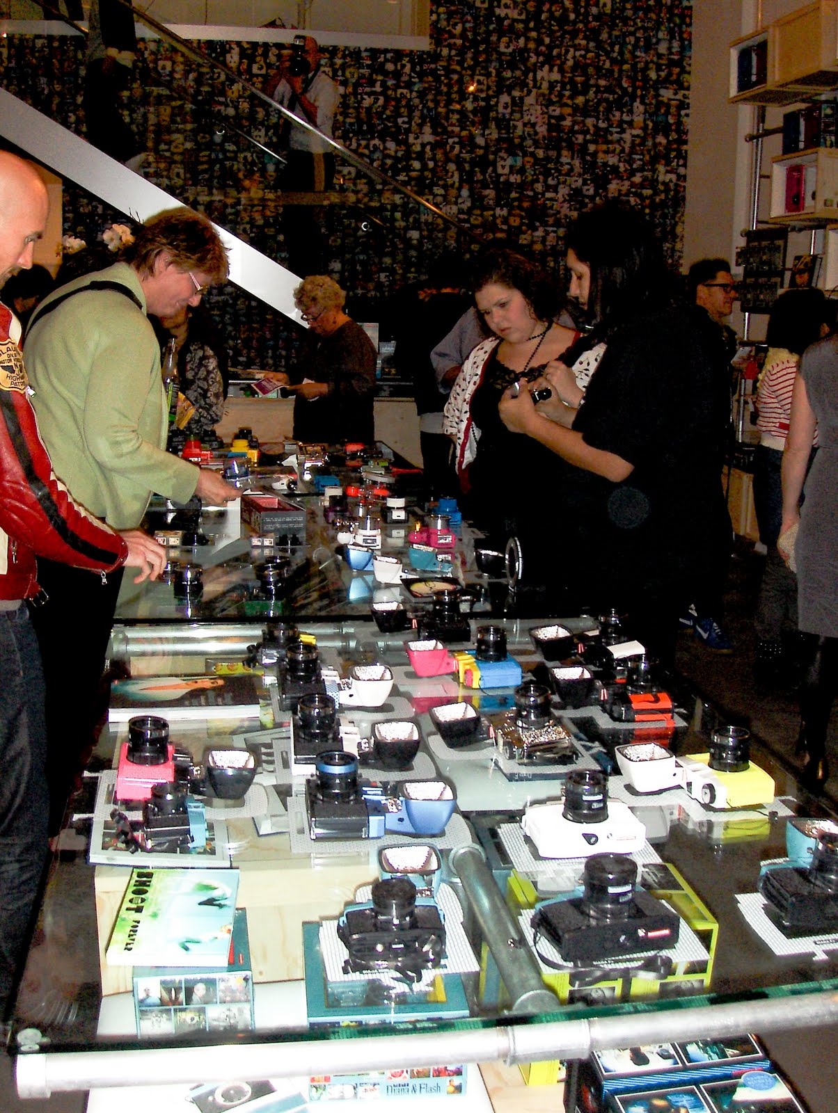 [Lomo_+(2+of+3).jpg]