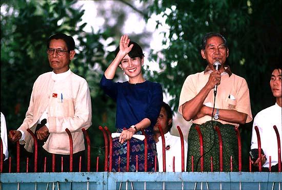 [18018877_dassk43.jpg]